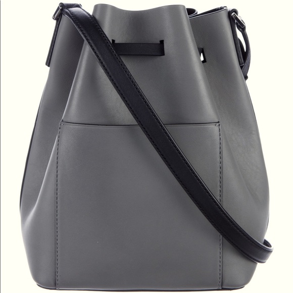 Michael Kors Medium Miranda bucket shoulder bag - Picture 7 of 8